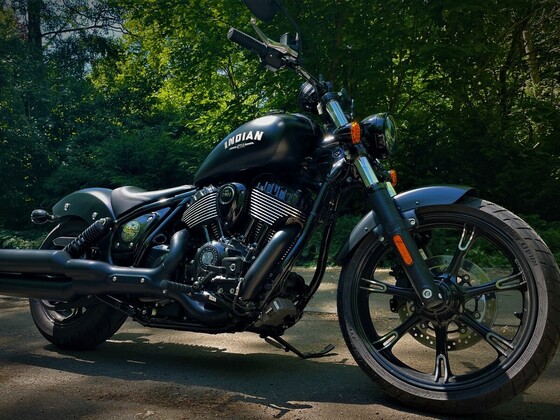 Indian Chief Dark Horse 2022 Black Smoke
