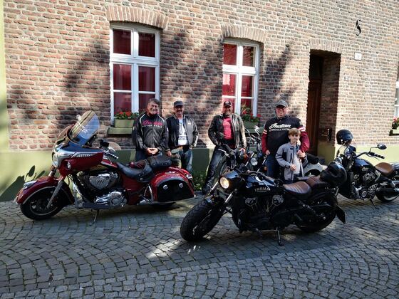 Erste Ausfahrt der Niederrhein Indianer Riders
