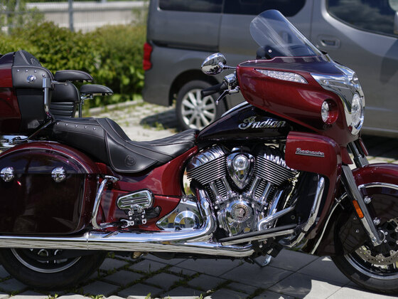 Burt's Roadmaster 2021, 116 CUI, Maroon/Crimson
