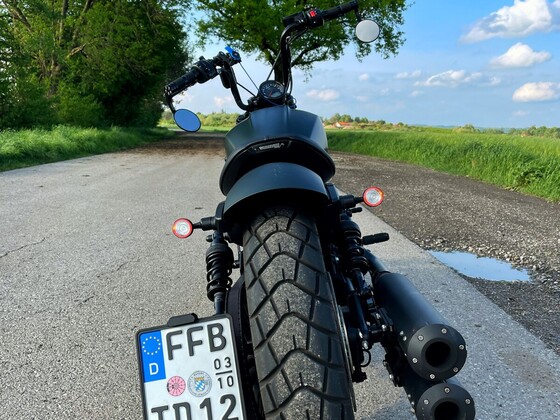 Meine Scout Bobber Wunderkind all-black